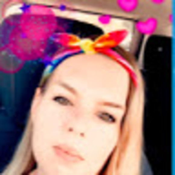 Meet your Posher, Krystal lynn - Picture 1 of 1